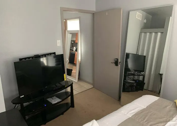 Nice House For Groups Close To Downtown And All Universities 3628 Gasthof Pittsburgh